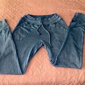 BEYONDYOGA SWEATPANTS